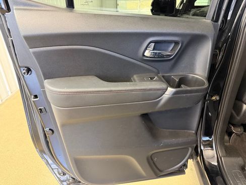 Used 2022 Honda Ridgeline Black Edition image 24