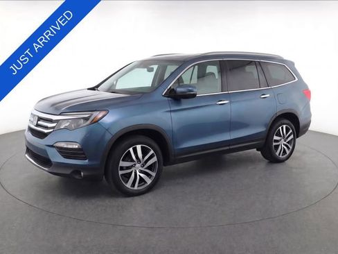 Used 2017 Honda Pilot Elite image 1