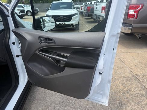 Used 2019 Ford Transit Connect XL FWD image 11