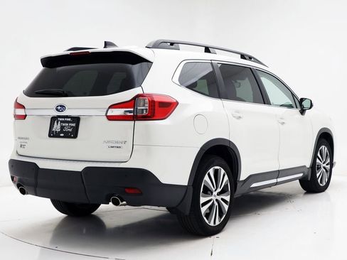 Used 2022 Subaru Ascent Limited w/ Technology Package image 9