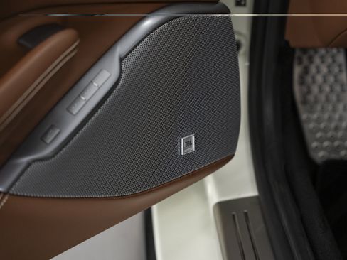 Used 2021 Ferrari Portofino RWD image 25