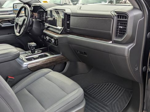 Used 2023 GMC Sierra 1500 Elevation image 24