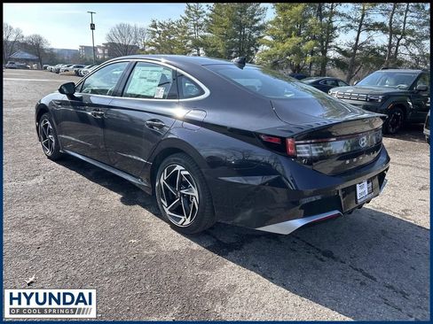 New 2026 Hyundai Sonata SEL FWD image 5