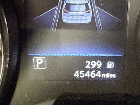 Used 2020 Nissan Rogue SV FWD image 16