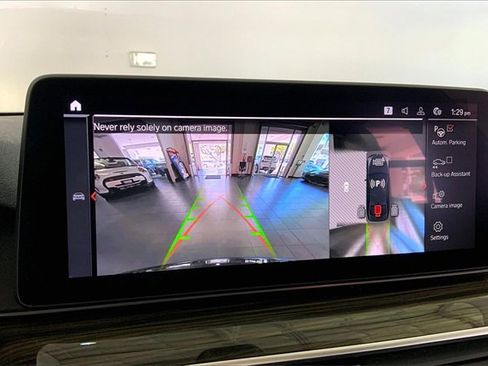 Used 2021 BMW 540i w/ M Sport Package image 21