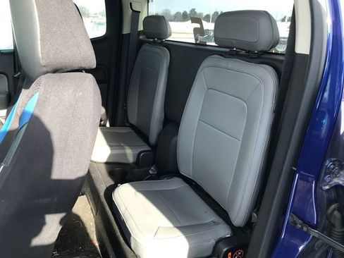 Used 2015 Chevrolet Colorado W/T w/ WT Convenience Package image 8