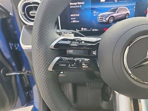 Certified 2025 Mercedes-Benz GLC 300 4MATIC image 39