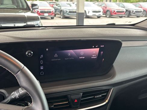 Used 2025 Buick Encore GX Preferred FWD image 20