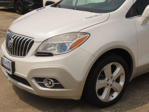 Used 2015 Buick Encore Convenience FWD image 3