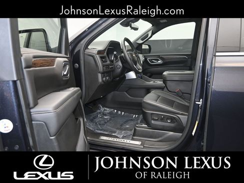 Used 2023 Chevrolet Tahoe Premier w/ Premium Package 2 image 10