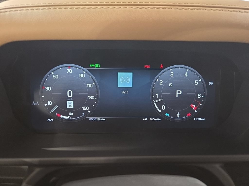 New 2026 Land Rover Defender 110 S AWD/4WD image 13