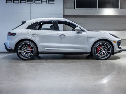 New 2026 Porsche Macan S image 9