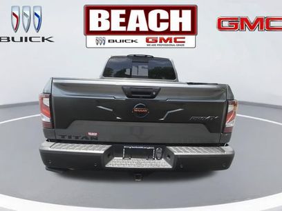 Used 2021 Nissan Titan PRO-4X w/ Pro-4x Convenience Package