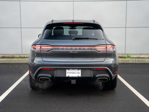 New 2026 Porsche Macan image 7