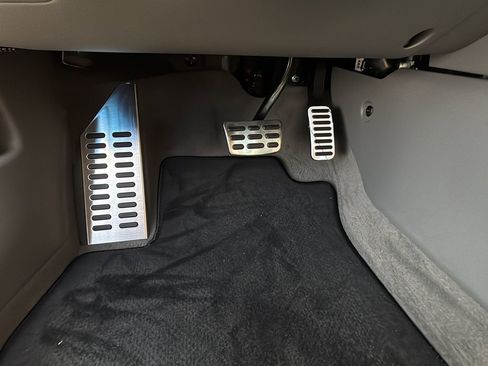 Certified 2025 Hyundai Elantra Sport image 25