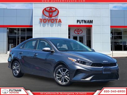 New 2023 Kia Forte LXS