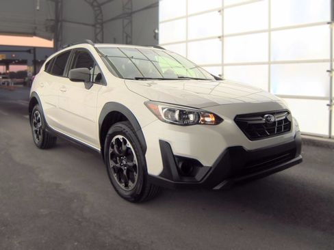 Used 2021 Subaru Crosstrek 2.0i AWD/4WD image 4