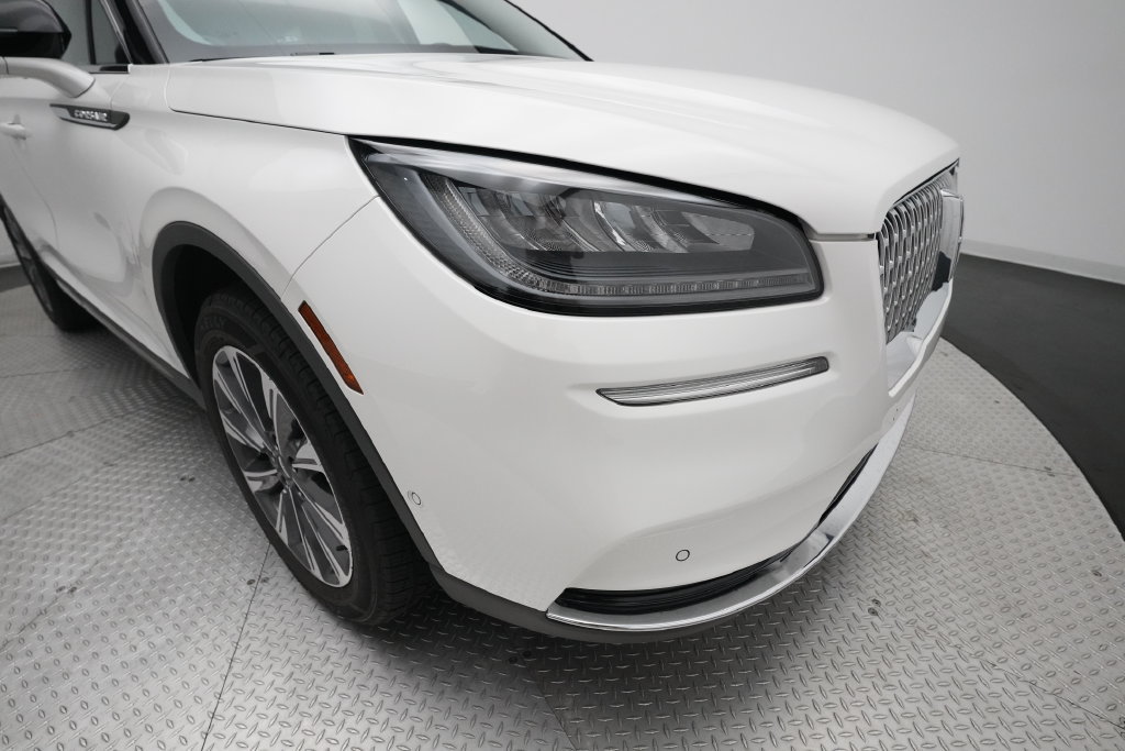 Used 2022 Lincoln Corsair Reserve w/ Equipment Group 201A AWD/4WD image 23