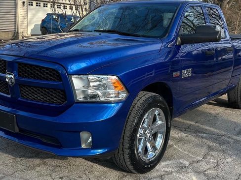 Used 2017 RAM 1500 Express image 2