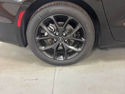 New 2026 Chrysler Pacifica Select image 34