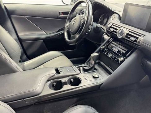 Used 2022 Lexus IS 300 300 image 13