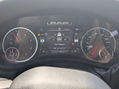 New 2026 RAM 2500 Tradesman AWD/4WD image 11