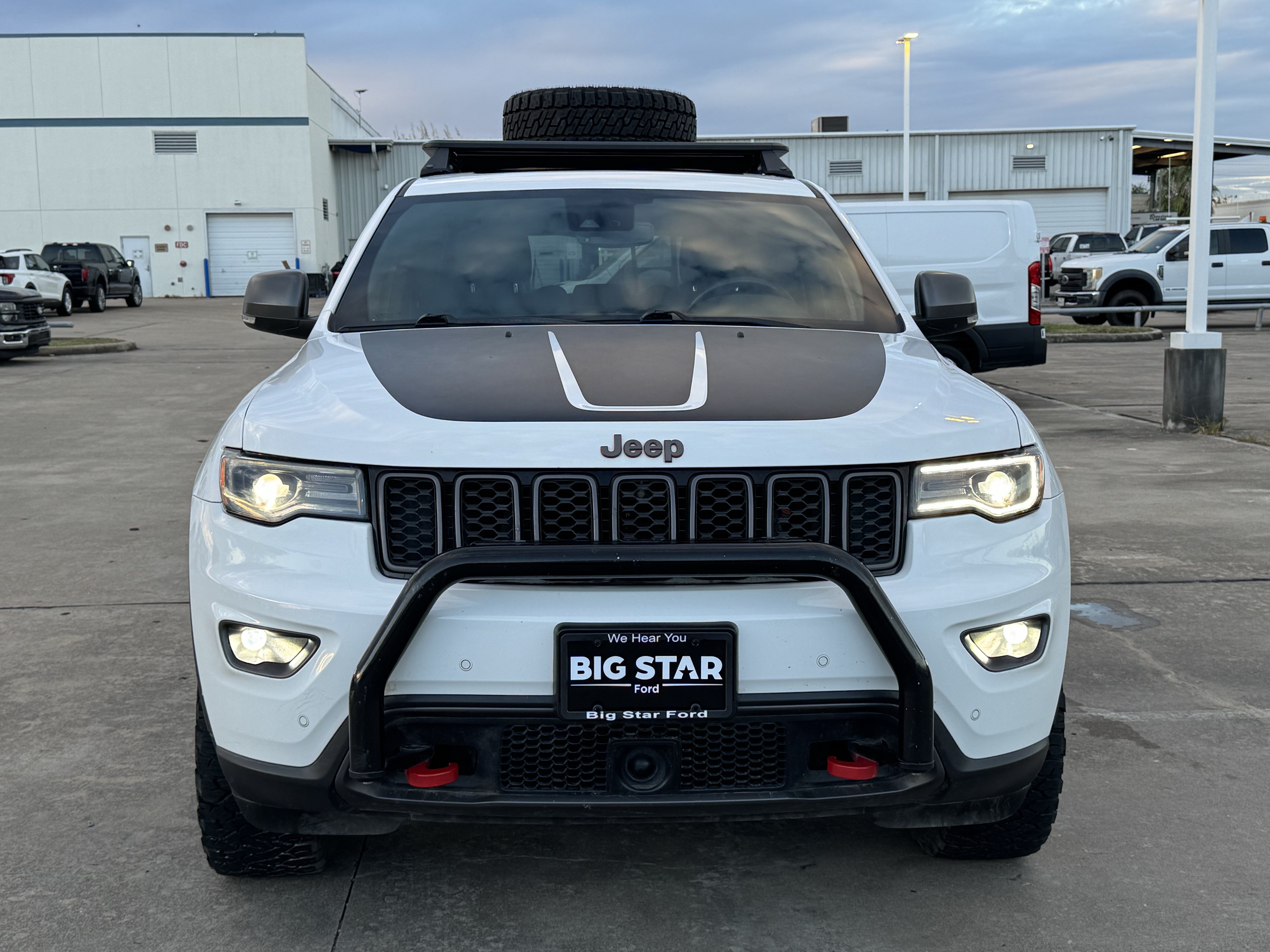 Used 2021 Jeep Grand Cherokee Trailhawk w/ Trailhawk Luxury Group AWD/4WD image 11