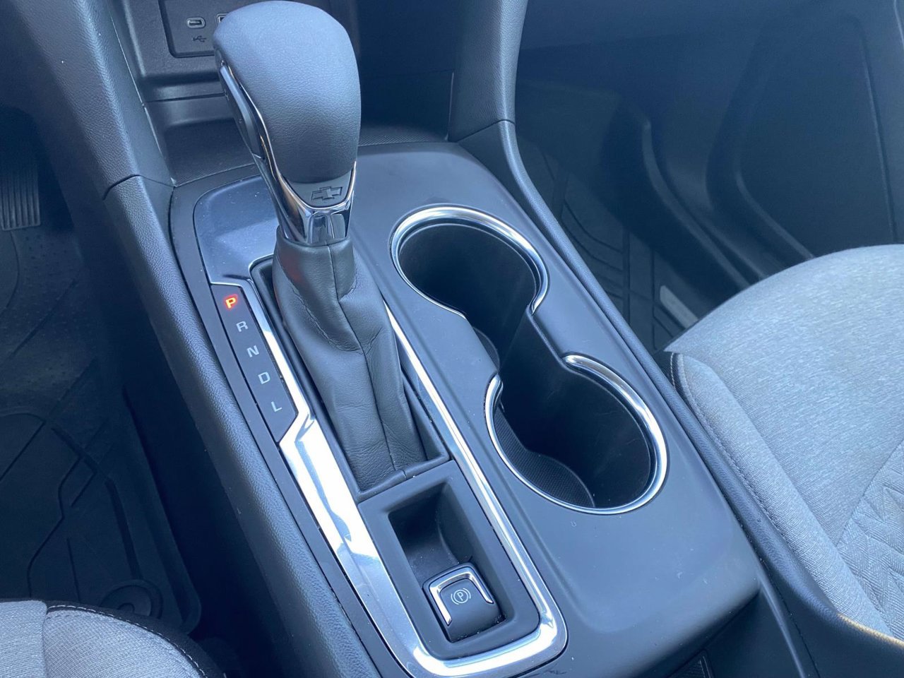 Used 2024 Chevrolet Equinox LS w/ LS Convenience Package FWD image 40