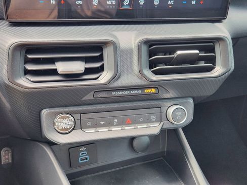 Used 2025 Ford Mustang Coupe image 18