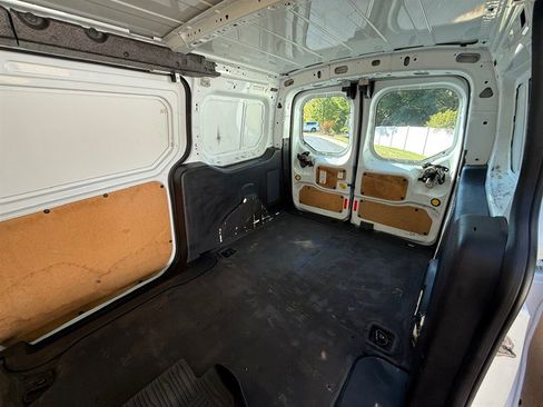 Used 2016 Ford Transit Connect XL image 26