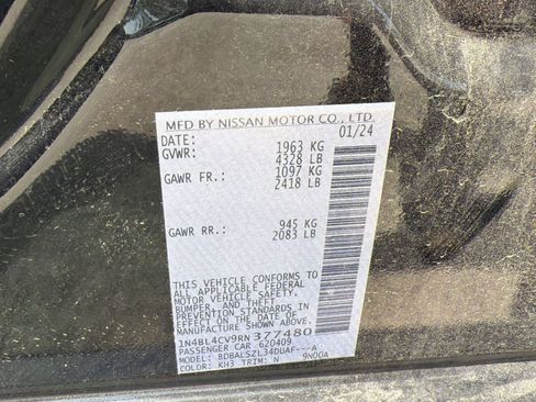 Used 2024 Nissan Altima 2.5 SR w/ SR Premium Package FWD image 23