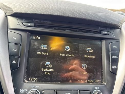 Used 2013 Hyundai Veloster Base w/ Style Pkg image 17