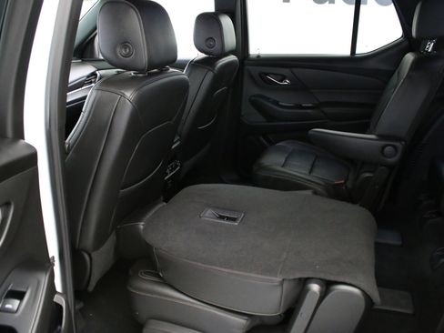 Used 2023 Chevrolet Traverse LT w/ LPO, Floor Liner Package AWD/4WD image 26