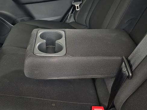 Used 2024 Nissan Rogue S FWD image 10