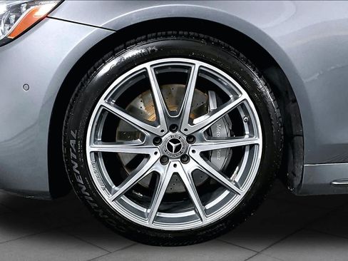 Used 2018 Mercedes-Benz S 560 Sedan image 10