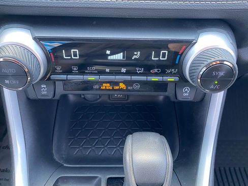 Used 2024 Toyota RAV4 XLE image 20