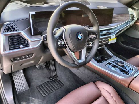 New 2026 BMW X5 xDrive50e w/ Executive Package AWD/4WD image 10