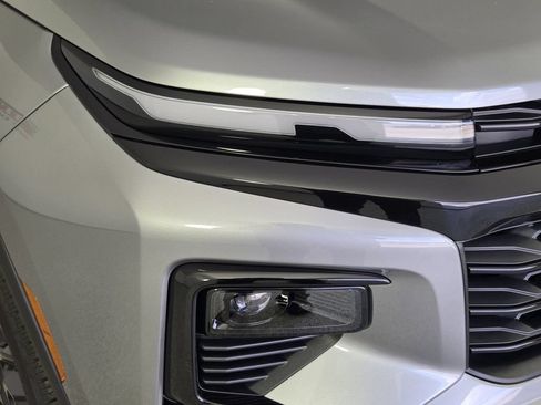 New 2026 Chevrolet Traverse LT w/ Midnight/Sport Edition FWD image 9