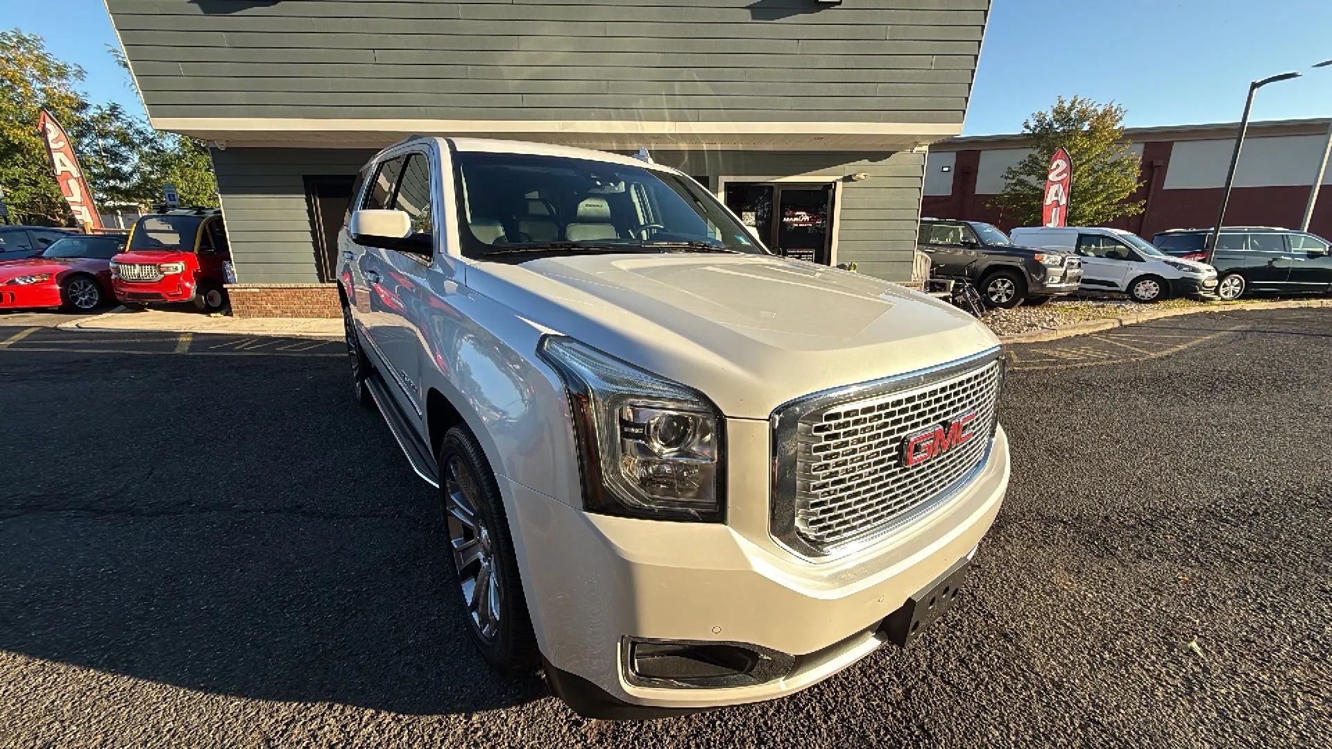 Used 2016 GMC Yukon Denali w/ Open Road Package AWD/4WD image 8