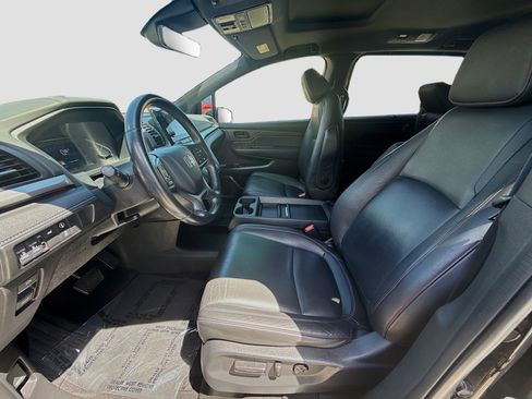 Certified 2023 Honda Odyssey Sport image 18
