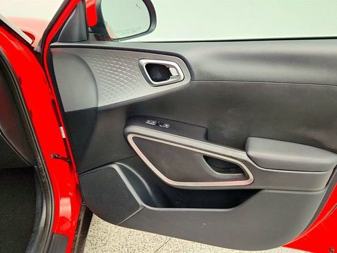 Used 2024 Kia Soul LX w/ Option Group 015 image 23