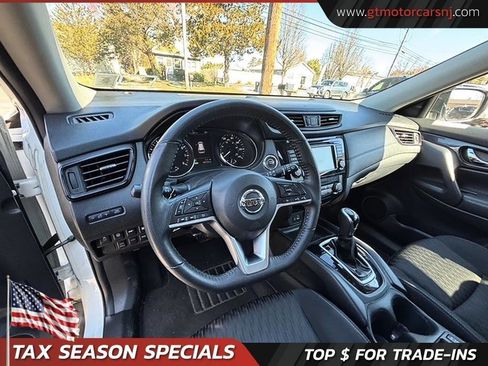 Used 2020 Nissan Rogue SV image 24