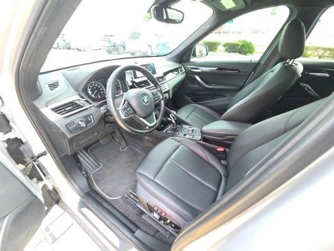 Used 2021 BMW X1 sDrive28i w/ Premium Package image 13