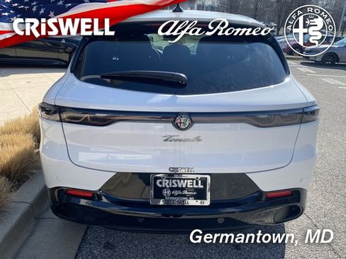New 2025 Alfa Romeo Tonale image 6