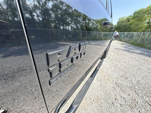 Used 2019 RAM 1500 Classic Warlock w/ Luxury Group image 18