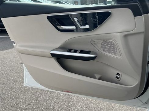 Used 2023 Mercedes-Benz C 300 Sedan image 24