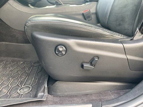 Used 2018 Dodge Durango GT image 20