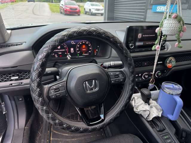 Used 2024 Honda Accord EX image 9