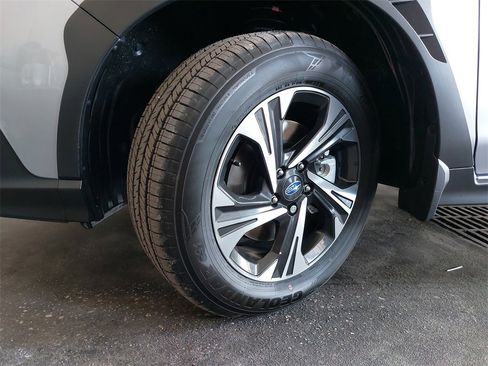 Used 2025 Subaru Crosstrek 2.0i Premium image 36