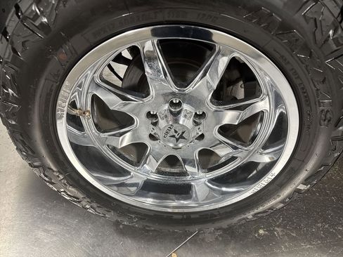 Used 2013 GMC Yukon Denali image 13